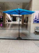 厂家直销2.5米摇手伞庭院遮阳遮雨外贸户外广告太阳伞摇头锌转